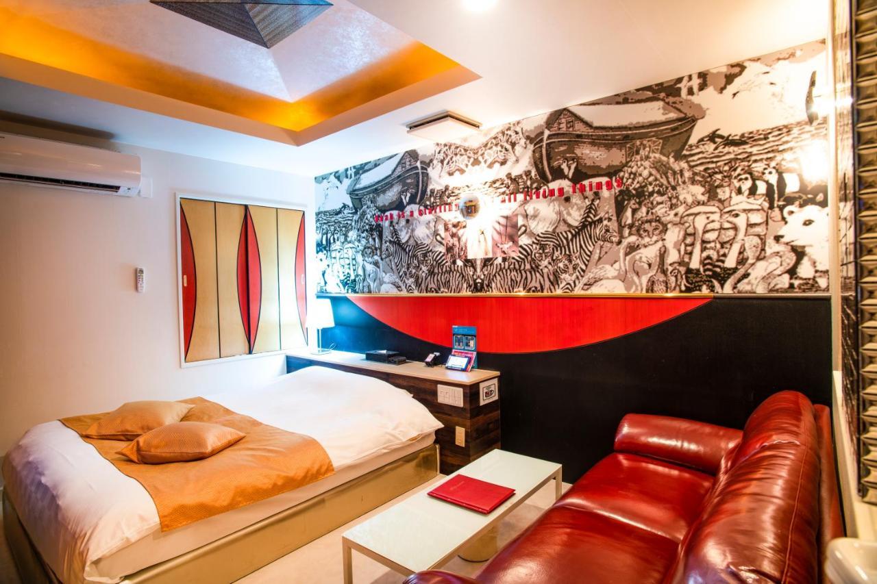 Hotel Apricot (Adults Only) Хирошима Екстериор снимка