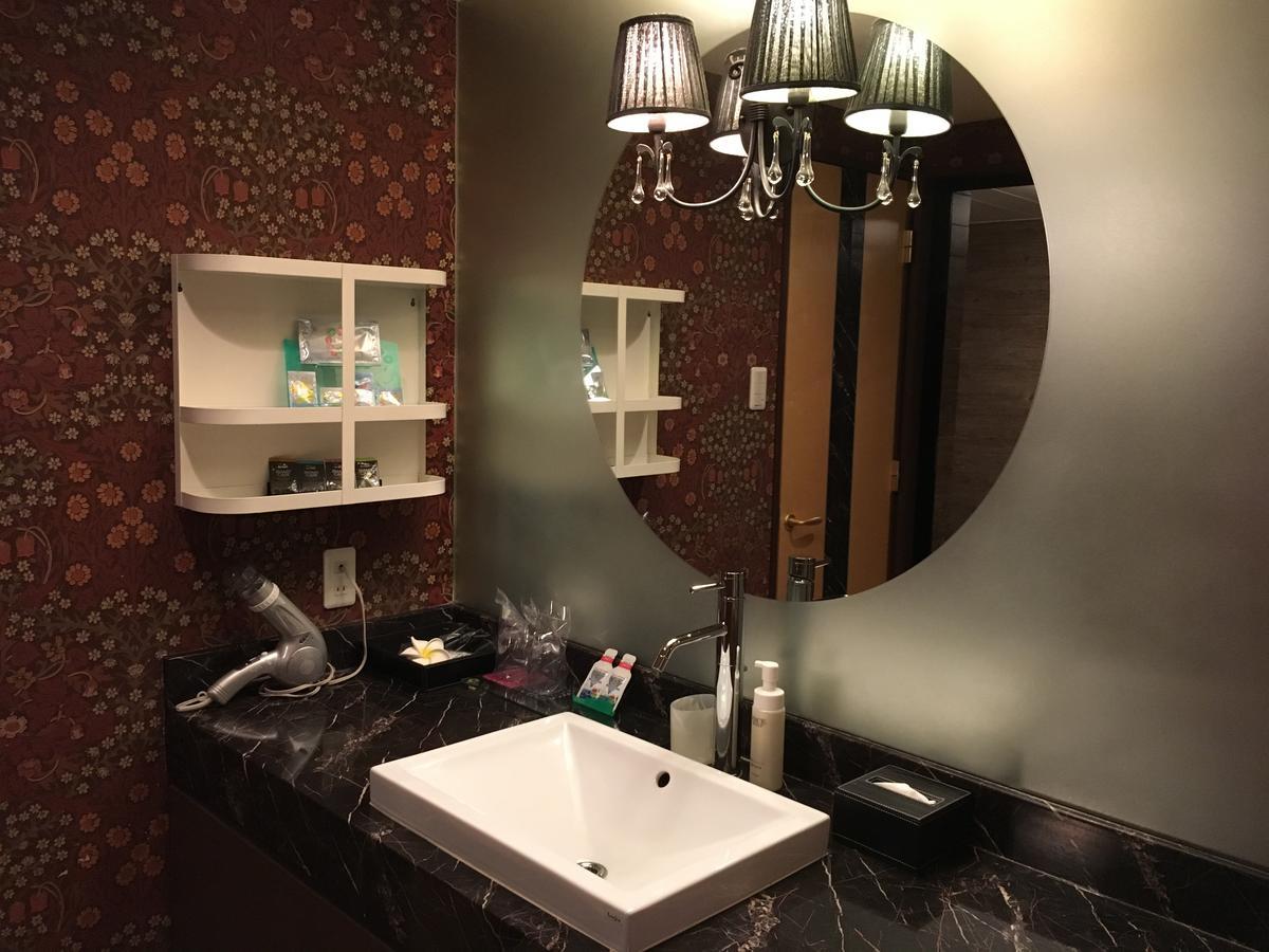 Hotel Apricot (Adults Only) Хирошима Екстериор снимка